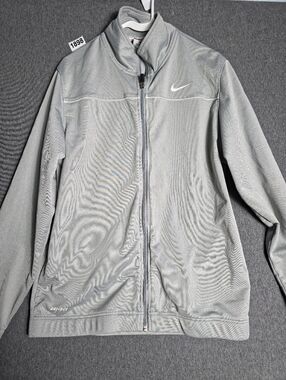 Nike Medium Light Gray Full-Zip Athletic Jacket Dri-fit. Athleisure. Activewear